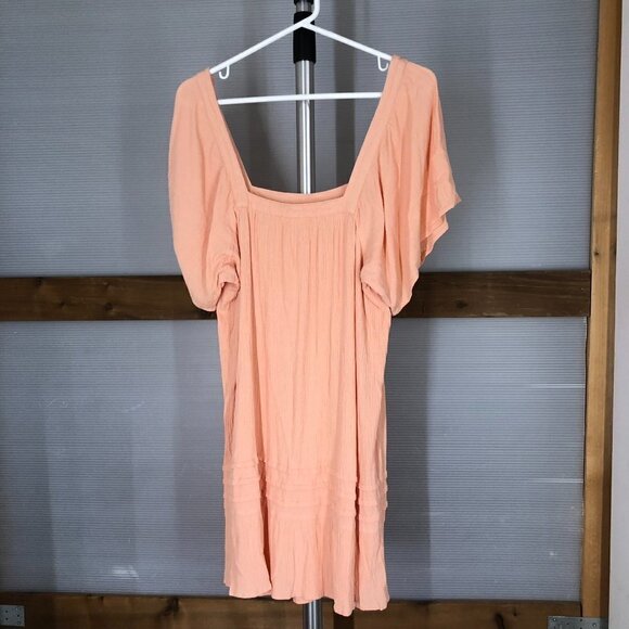 Koy RESORT Miami Square Neck Short Sleeve Crinkle Dress in Blush Sz S - Picture 5 of 7